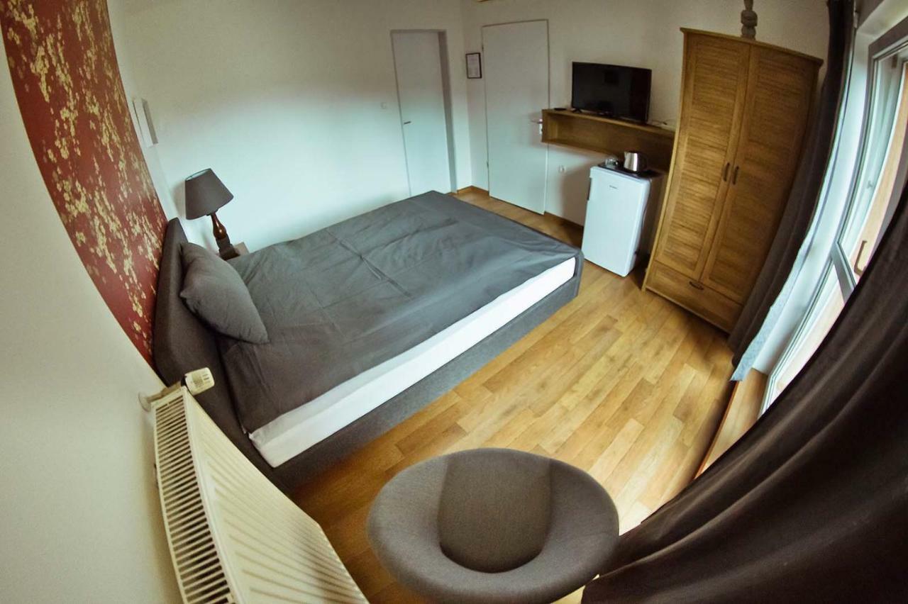 Koi Apartman Balatonalmádi Exterior foto